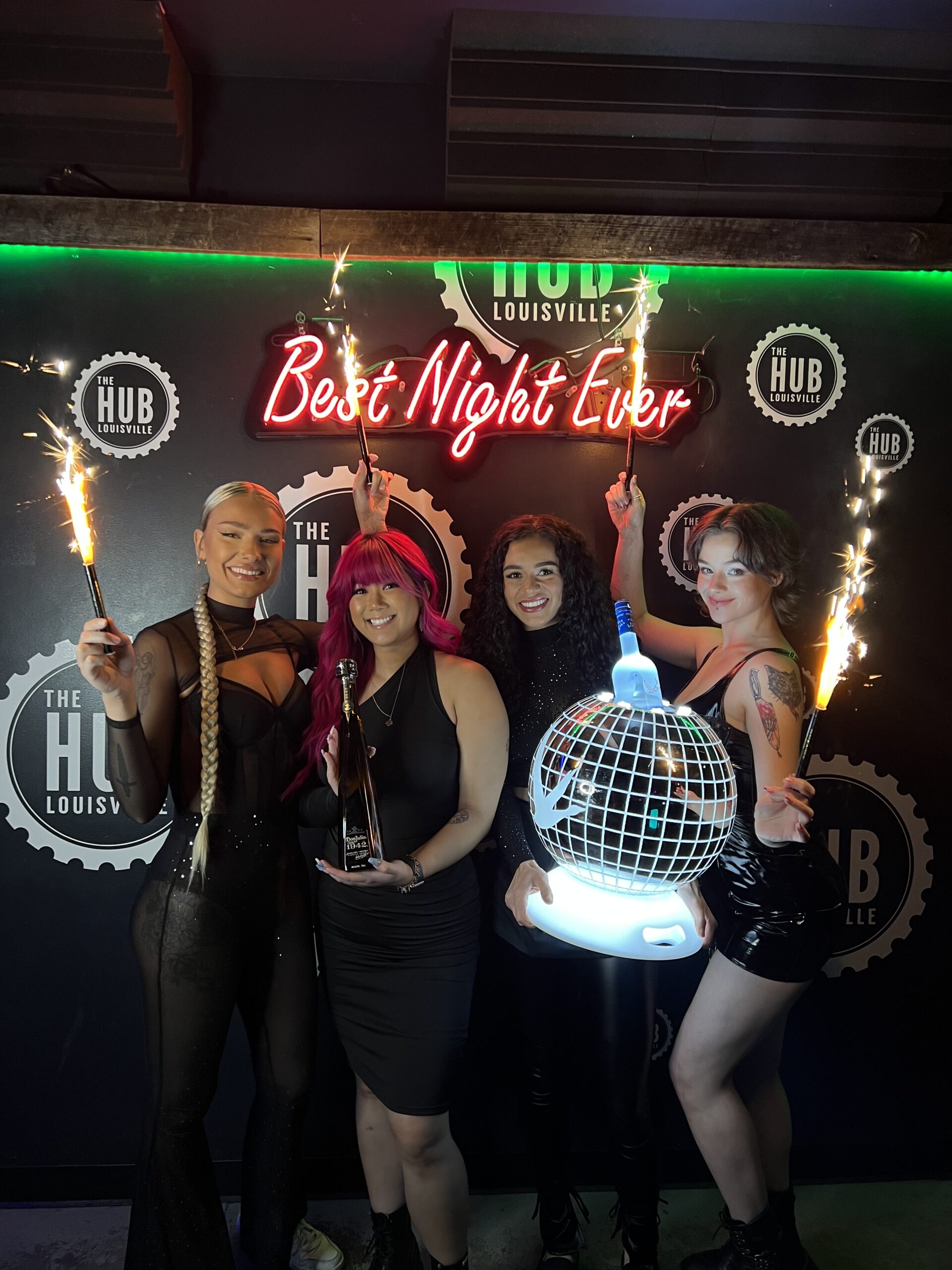 Book VIP - The Hub